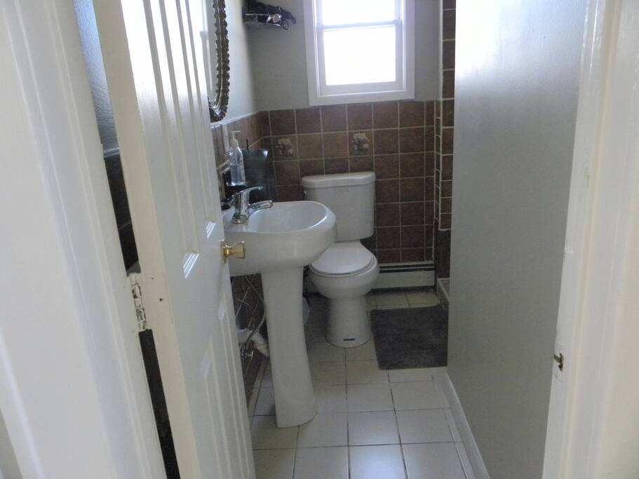 Full bathroom