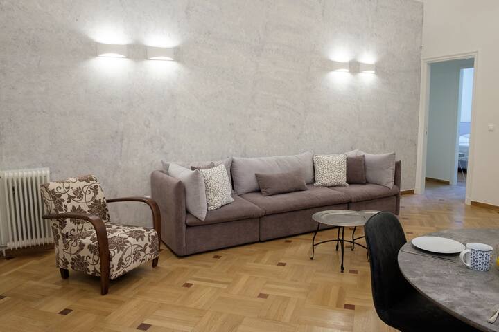 Luxury 3BD Apartment in Kolonaki gallery image 5