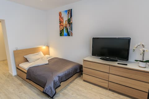 ISERLOHN CENTER CLOSE TO THE CENTER - MODERN APARTMENT