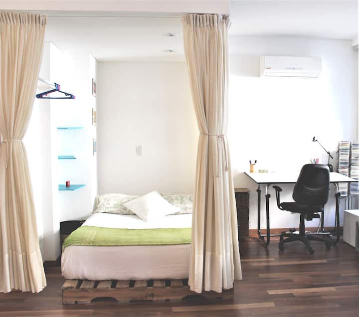 Cozy furnished studio apartment in Núñez