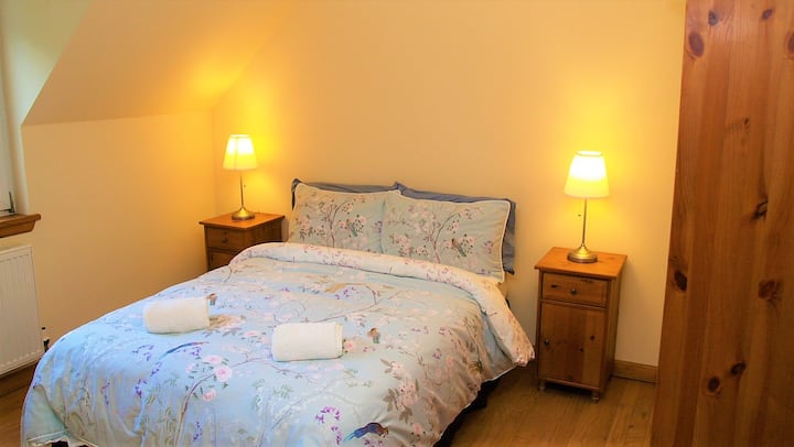 Glavna spavaća soba spojena sa sobom