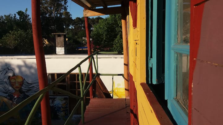 Ფერადი აივანი საძინებლებში