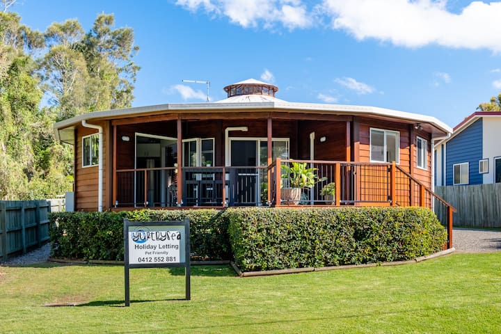 “Yurt By Sea” Beachside Pet Friendly Accomodation