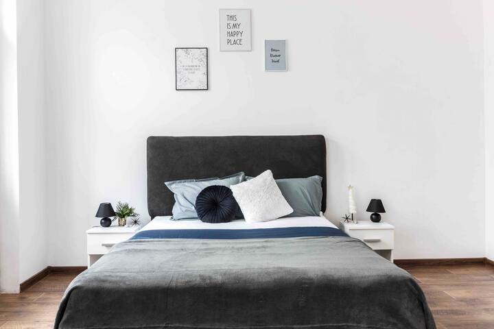 Exclusive Designer App in the CENTER of the Lviv