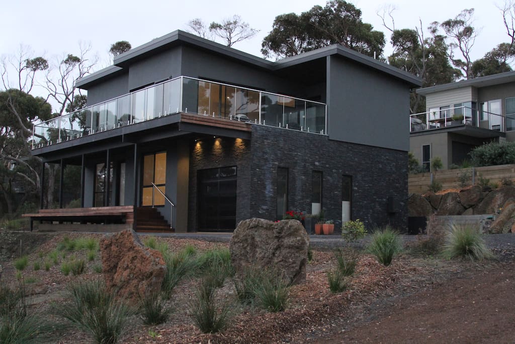 beach house less than 100 mts from the shore