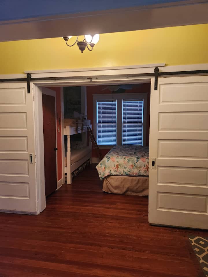 საძინებელი 2