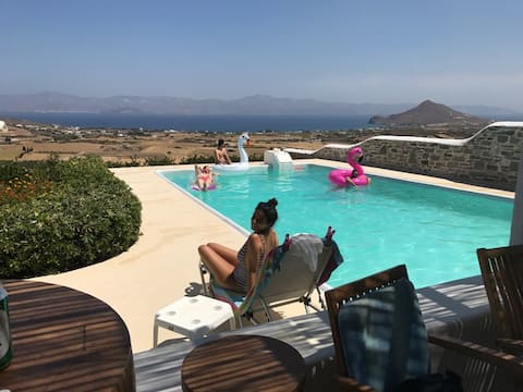 THE PERFECT SUMMER VILLA