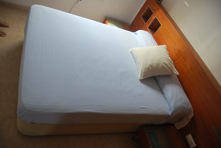 Dhomë gjumi 1