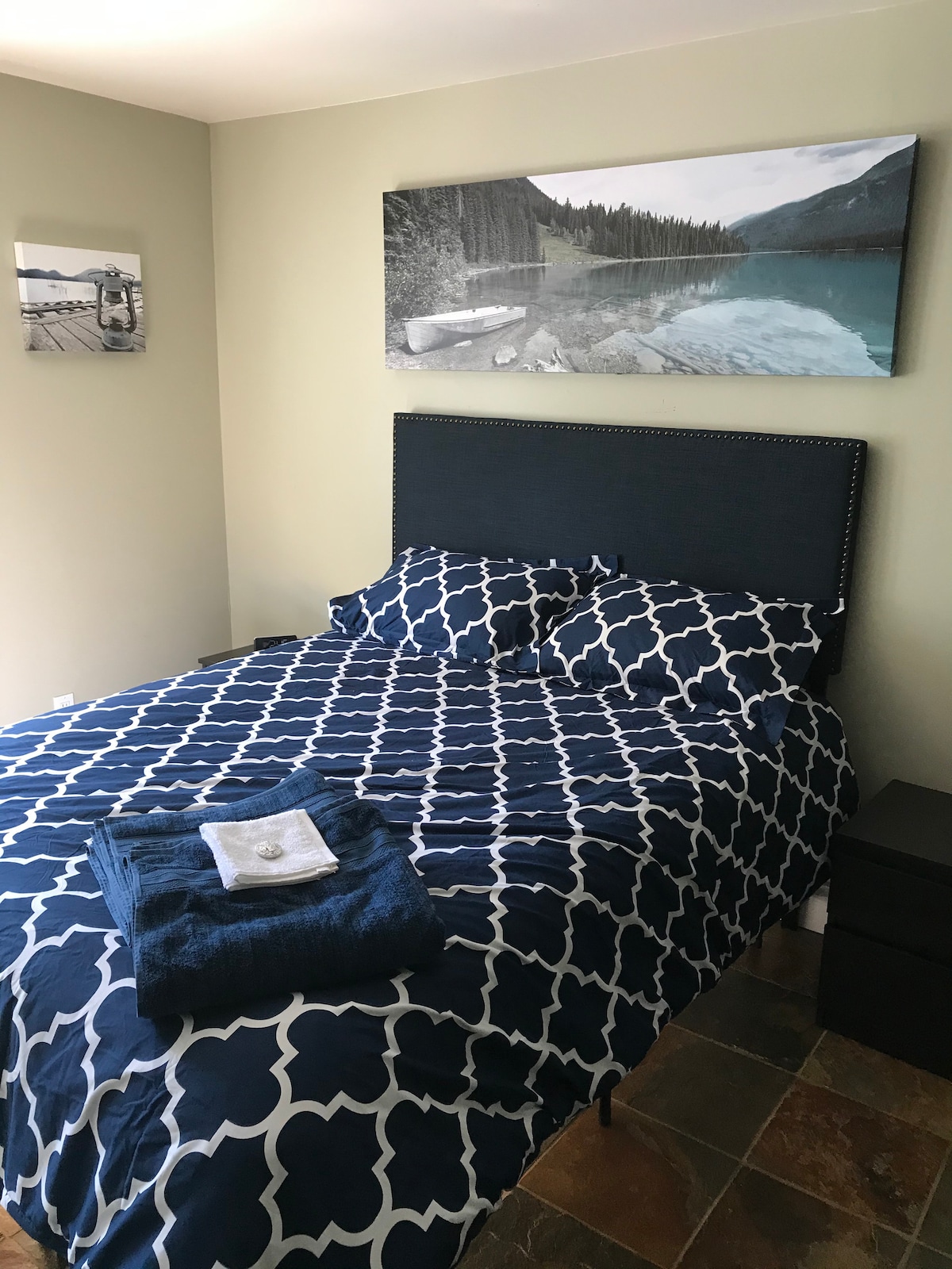 спалня със сини води 1