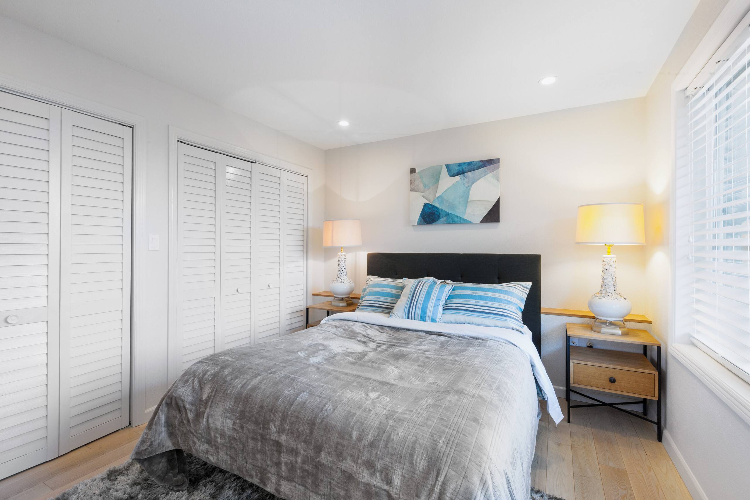 Home in San Francisco · ★4.89 · 2 bedrooms · 3 beds · 1 bath - Image 3