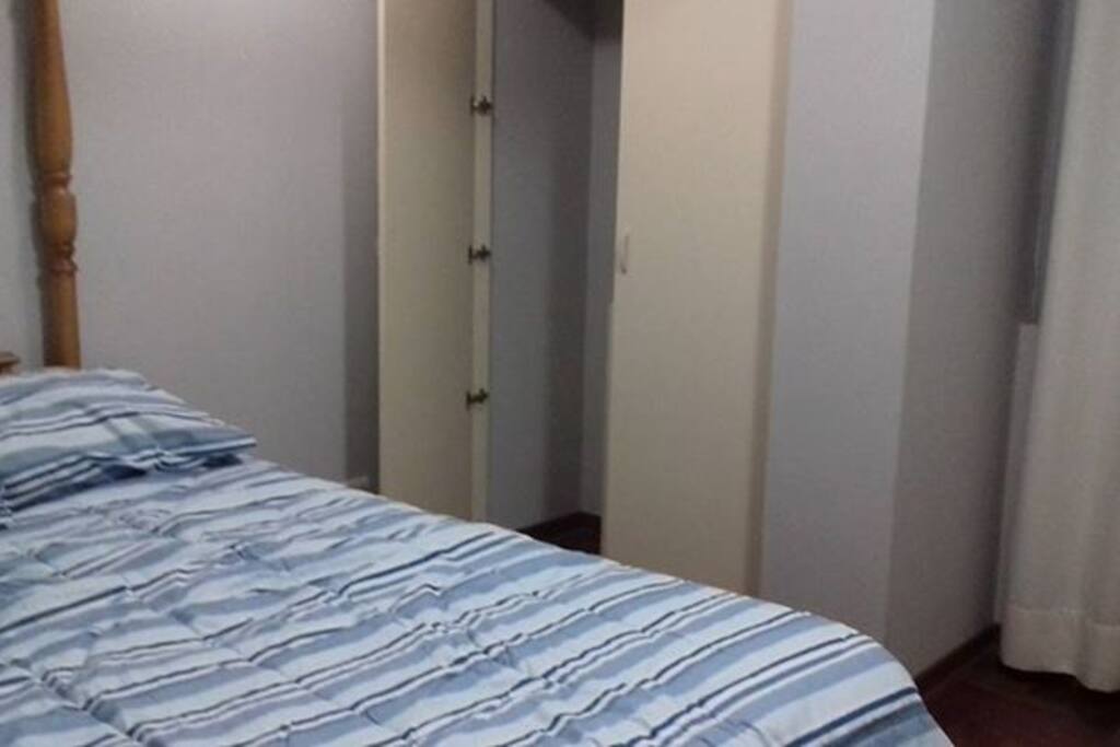 The room has 2 sets of bed sheets, bedspread, 2 towels and blankets for winter