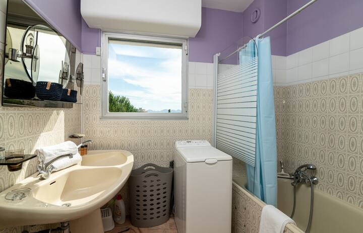 Apartamento T3 Juan les Pins, 2 balcones, cerca de la playa - Airbnb