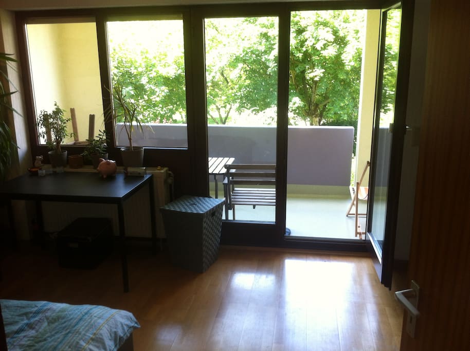PrivatesZimmerMitBalkon