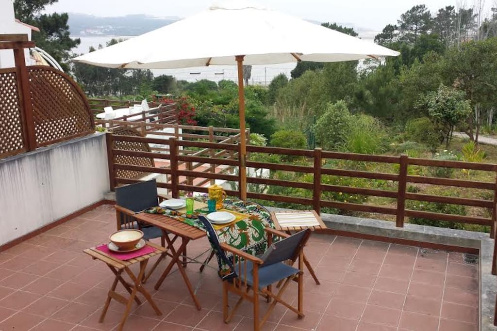 terraço com vista para a lagoa