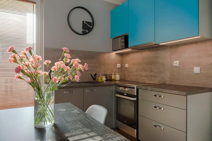 Comfy Central Studio With Garage 1.55m Height - Cracóvia