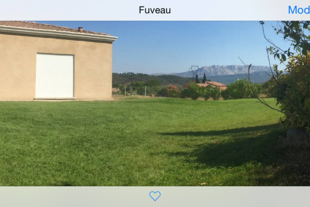 C'est le T2 .Vue panoramique sur la st victoires