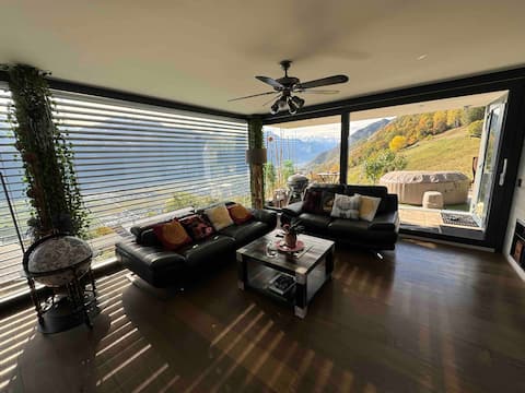 Valais Conthey : Best view on the plain