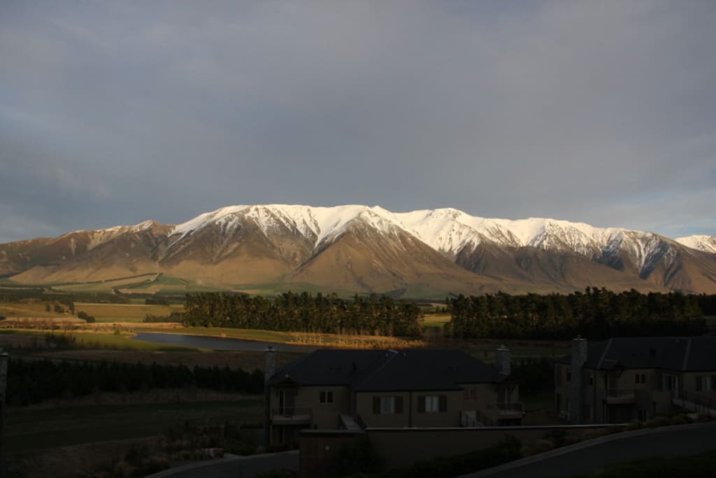 Sunrise on Mount Hutt from balcony