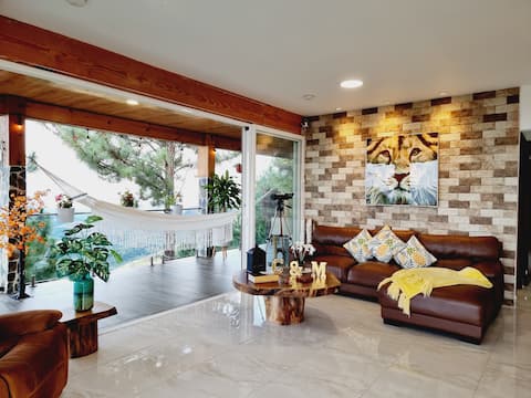 Modern Cabin with the best view of Altos del M.