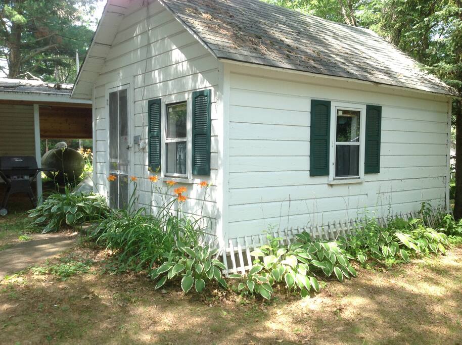One room guest house