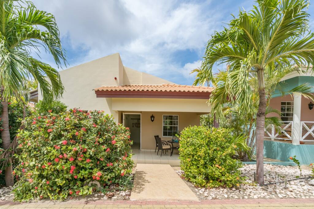 Creative & cozy Jan Thiel residence| Top location - Curacao의 주택에서 살아보기, Curaçao, 퀴라소