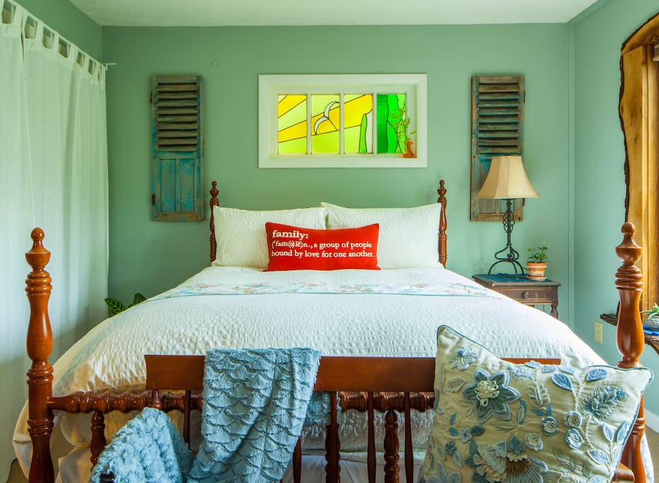 The dream room is fit for a queen or king... Soft down blankets and clean sheets will have you dreaming in no time. Let the sun sooth your tired lives as you gaze out the picture window overlooking the pond. Pulldown light filtering shades are installed to give you privacy when needed.