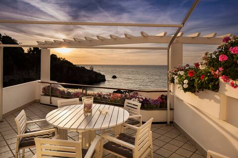 The sea in your room 