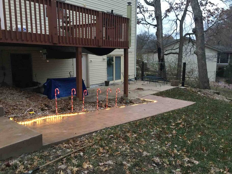 Rear walkway to private entrance
