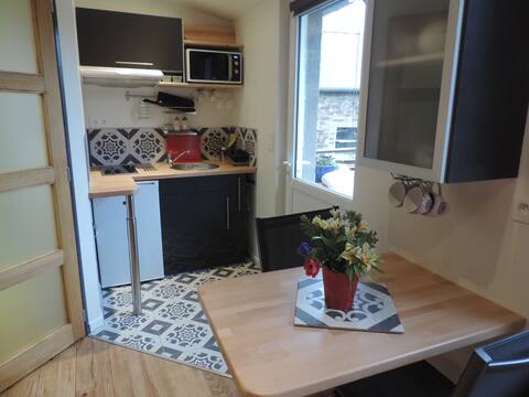Popular Airbnb listing: a cocoon around the garden - studio with terrasse in Paimpol