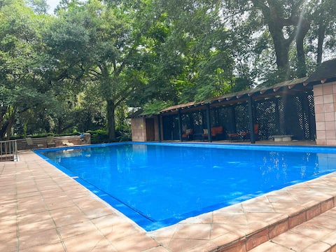 Old Nicholson Manor Near LSU | Swimming Pool