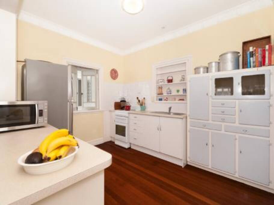 Simple kitchen. Welcome to use pantry items and all appliances.