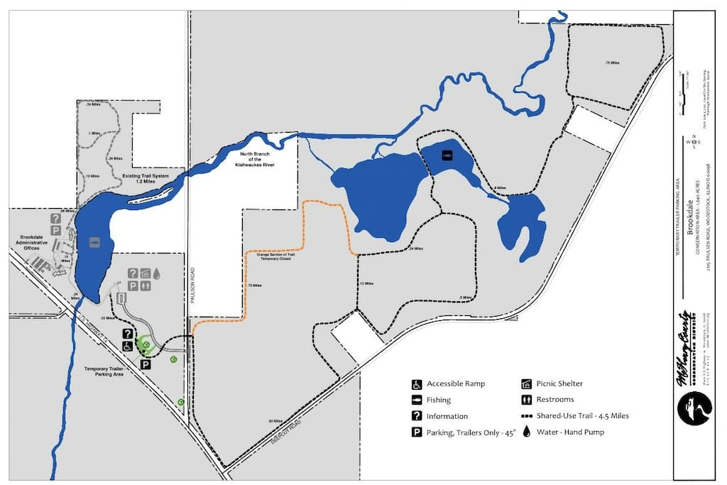 Map of the hiking trails on the boarding 1600 acres of conservation land