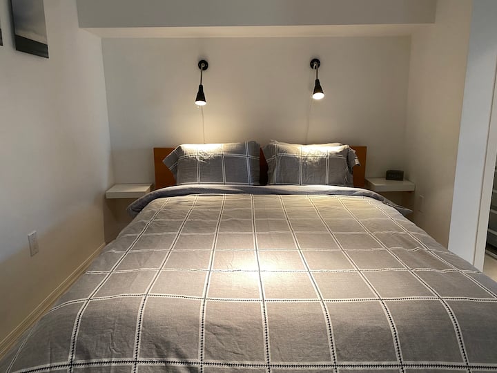 Kitanda bora chenye mito ya latex na manyoya (tunafurahi kubadilishana hizi kwa zisizo na mzio na ilani ya mapema)