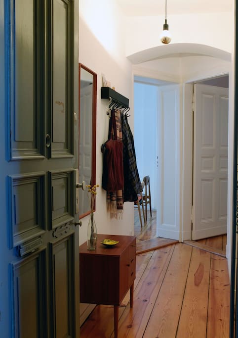 Entrance
Hallway
