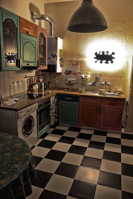 Kitchen/ Küche