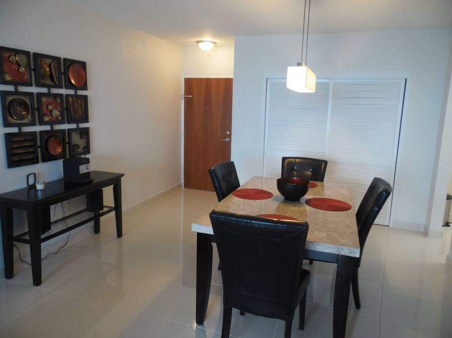 6M Dining Area