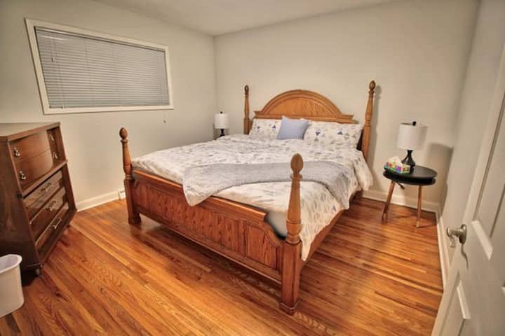 Spavaća soba br. 1 - bračni krevet (1,8x2)