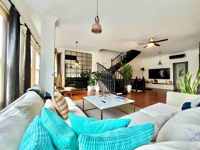 SVG – ViLLA Ortakoy gallery image 4