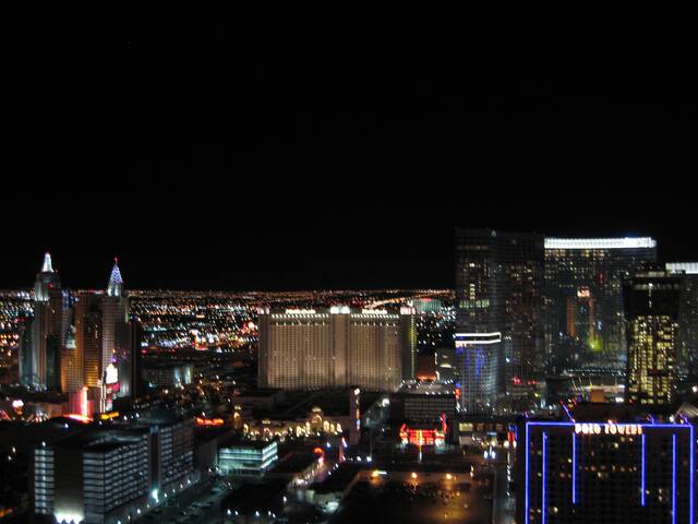 MGM Signature 2BR3BA PH Strip view No Resort Fee gallery image 3