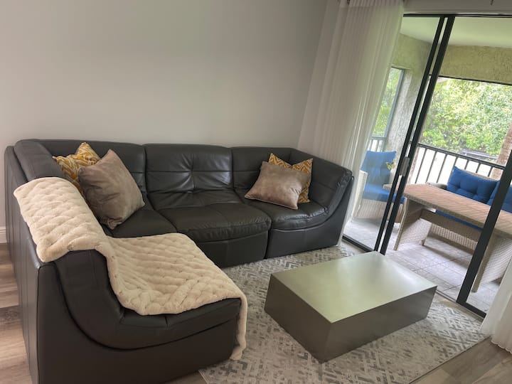 Remodeled, Luxurious 2br+2bath By Img+beach - Bradenton, FL