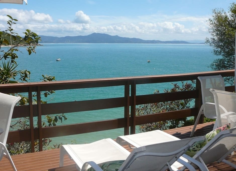 deck solarium com jacuzzi