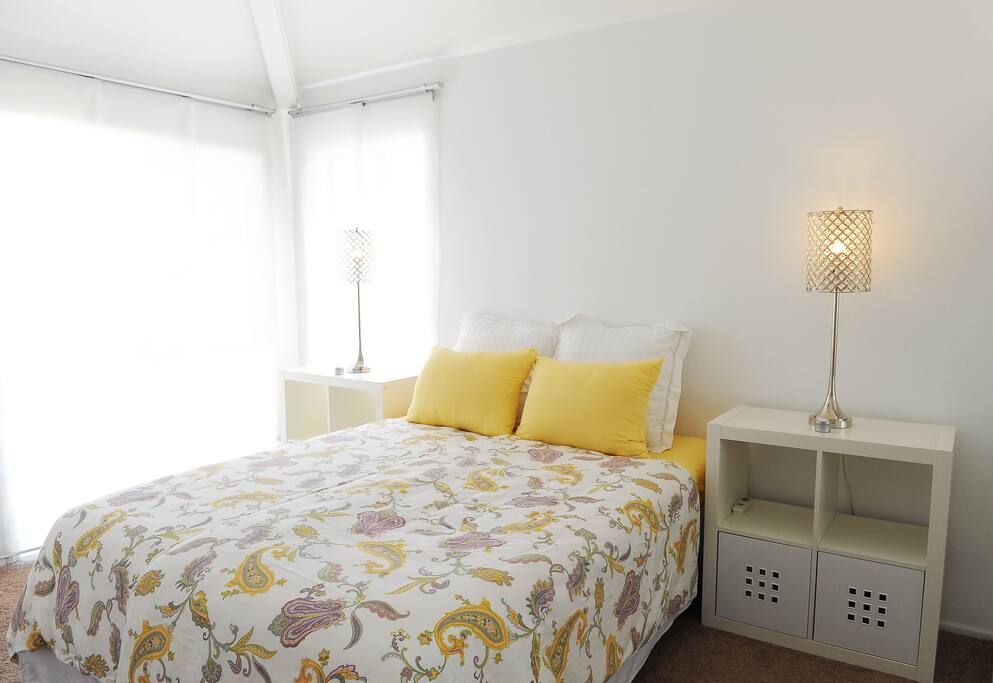 Queen Bedroom