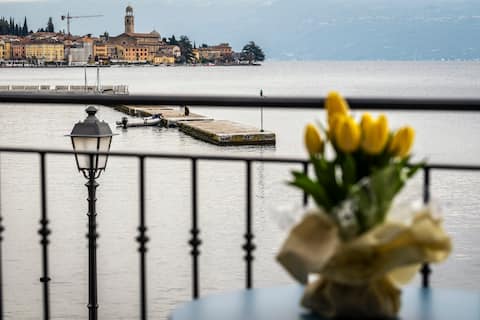 Casa Mari Fronte Lago, CIR: 017170-CNI-00194