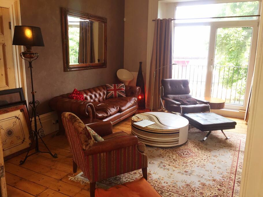 Comfortable Living Room
