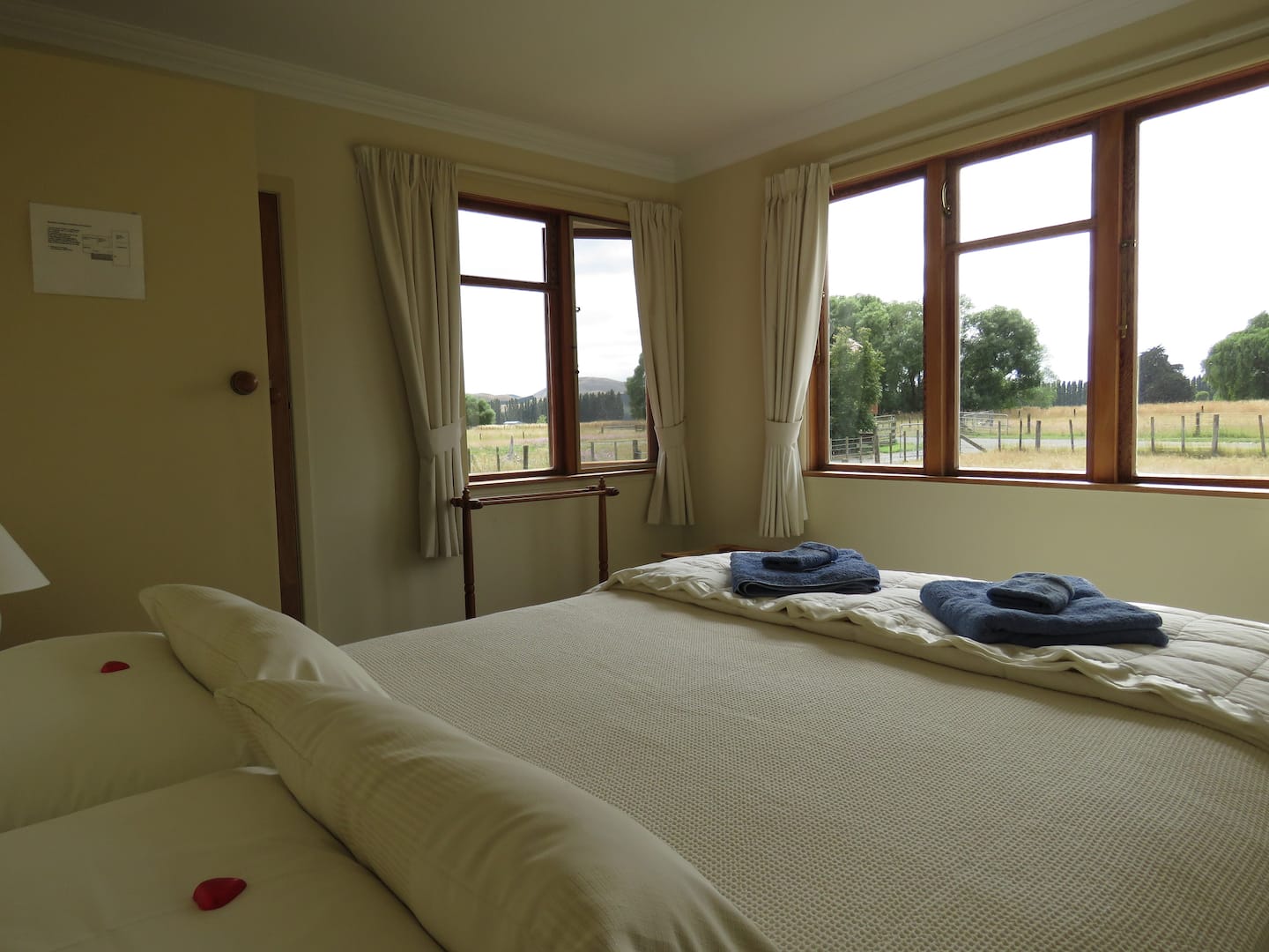 Farm Stay At Ludlow, B & B Otane, Hawkes Bay, Nz 4