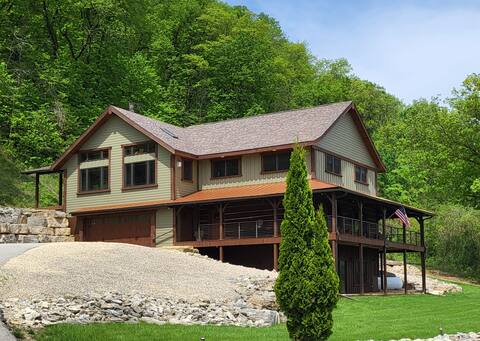 Big River Retreat
