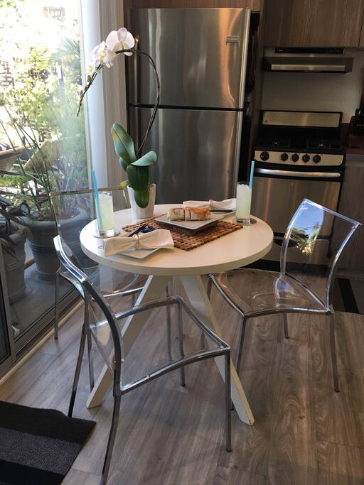 sunny bright kitchen