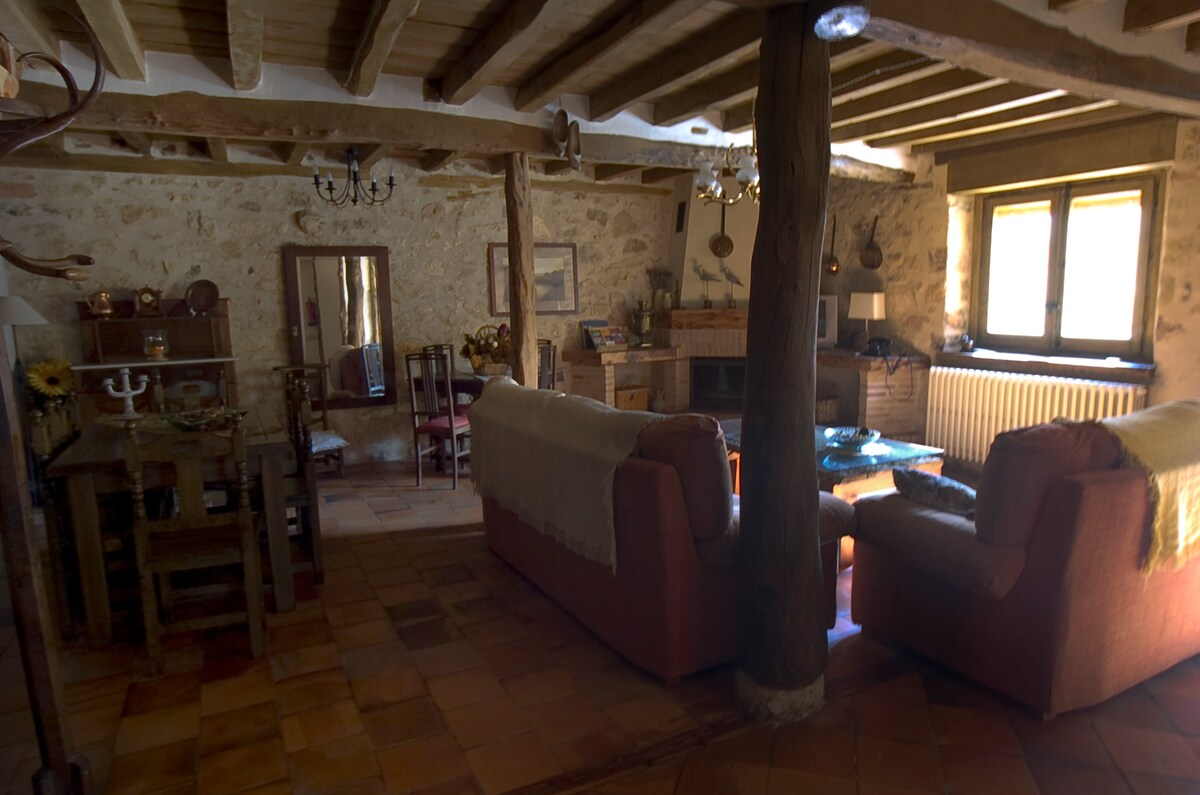La Fuente del Poval country house. 4