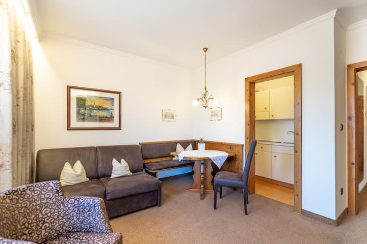Appartement 1 (Ca. 38m²) 1.etage - Merano