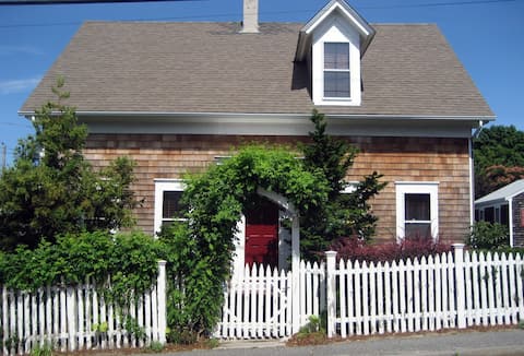 Location!! Large West End House w/ parking!